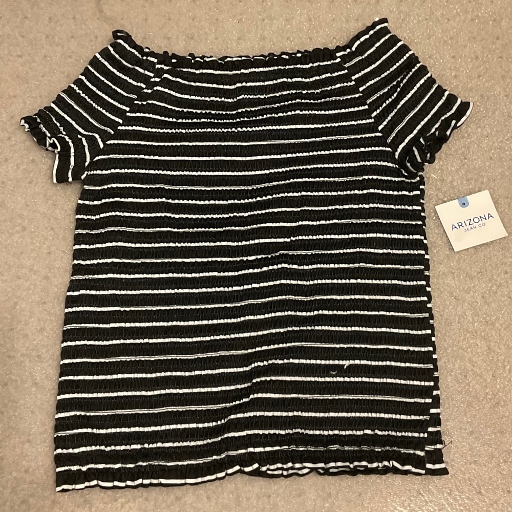 Black and White Crop Top